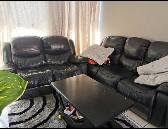 2 BEDROOM FLAT SOLD IN DASPOORT